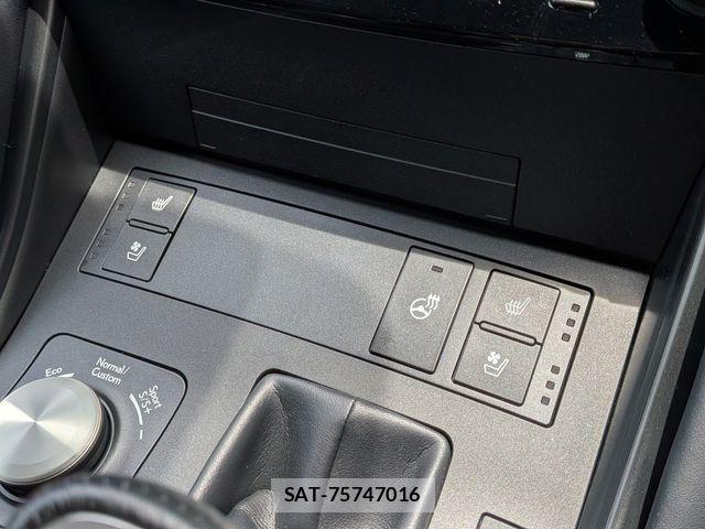Lexus IS 2023-06 7617651-7