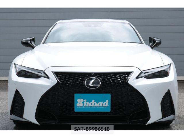 Lexus IS 2020-12 7617653-9