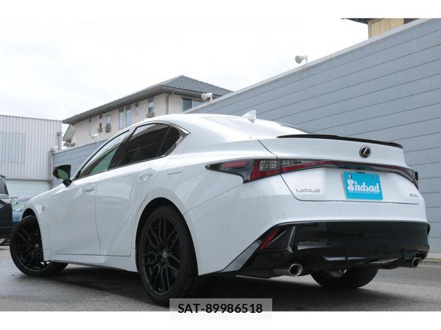 Lexus IS 2020-12 7617653-1