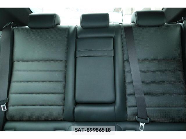 Lexus IS 2020-12 7617653-19