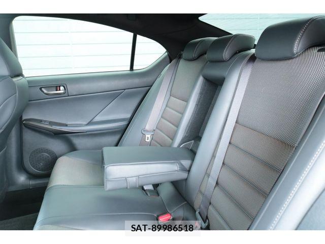 Lexus IS 2020-12 7617653-21