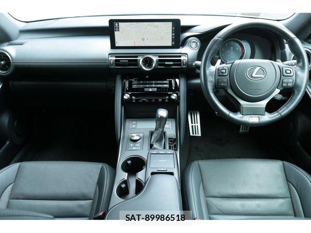 Lexus IS 2020-12 7617653-2