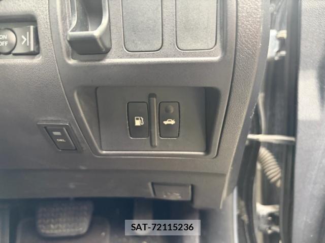 Lexus IS 2009-04 7617652-12