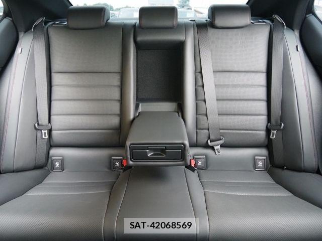 Lexus IS 2022-05 7877341-14