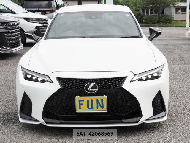Lexus IS 2022-05 7877341-1