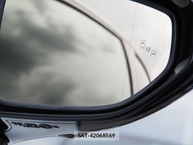 Lexus IS 2022-05 7877341-19