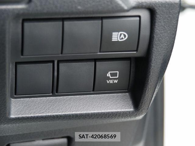 Lexus IS 2022-05 7877341-23
