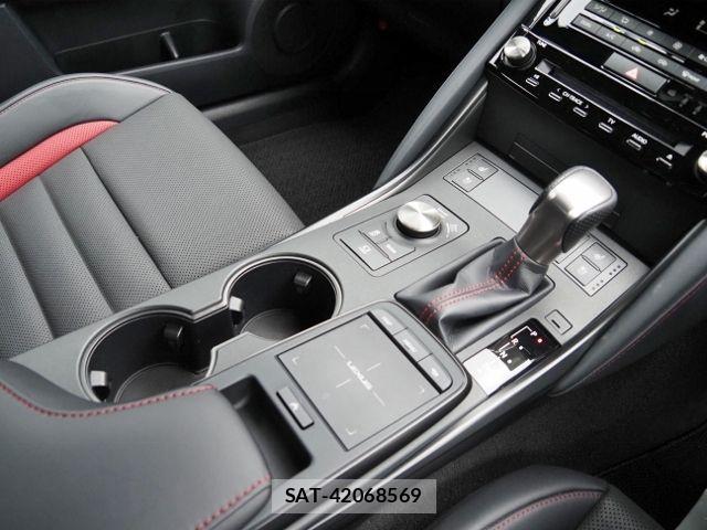 Lexus IS 2022-05 7877341-24