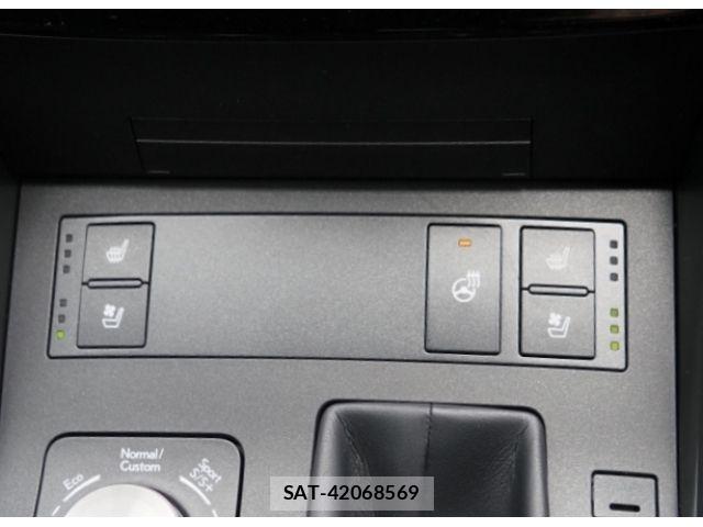Lexus IS 2022-05 7877341-25