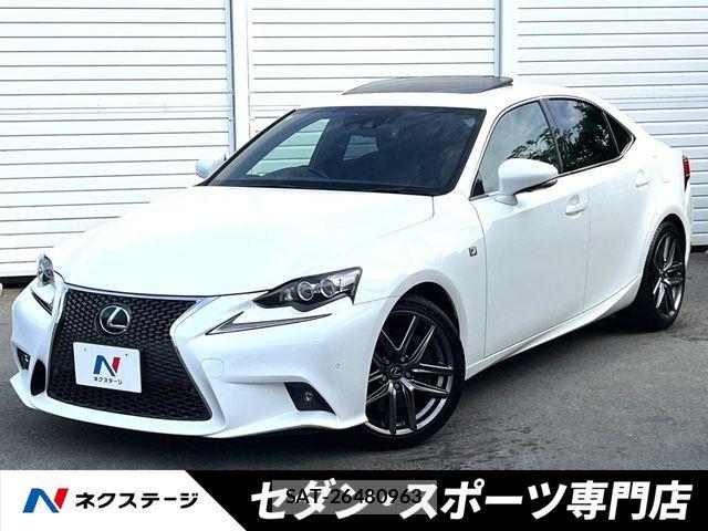 Lexus IS 2016-01 8036430-0