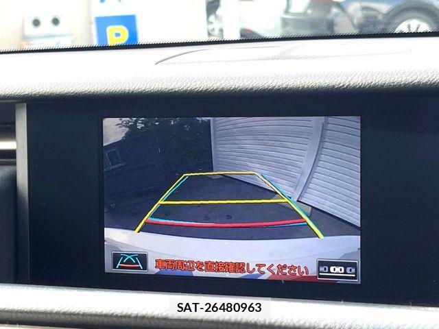 Lexus IS 2016-01 8036430-5