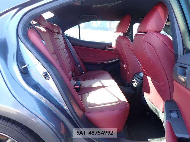 Lexus IS 2019-11 8230618-16