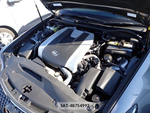 Lexus IS 2019-11 8230618-18