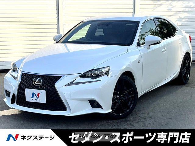 Lexus IS 2015-07 8315181-0