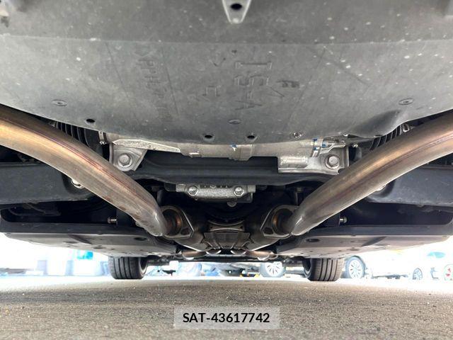 Lexus IS 2015-07 8315181-19