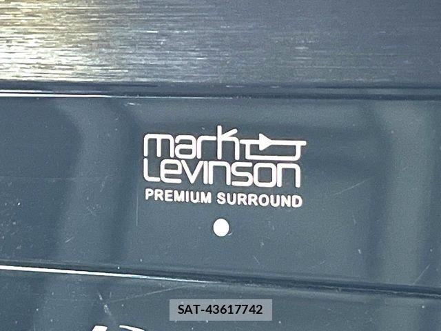 Lexus IS 2015-07 8315181-2