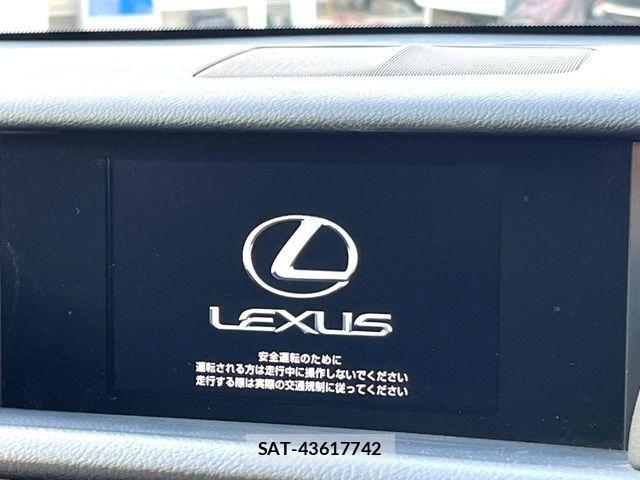 Lexus IS 2015-07 8315181-3