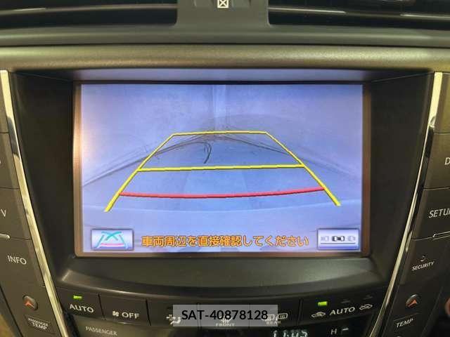 Lexus IS 2012-11 8354841-27
