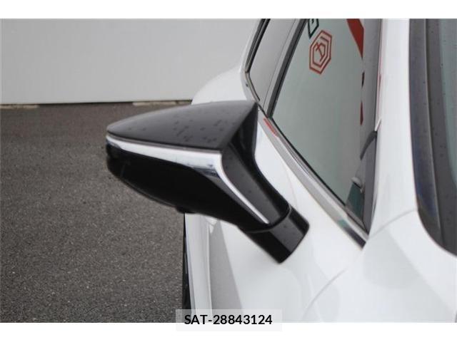 Lexus IS 2021-06 8371804-14