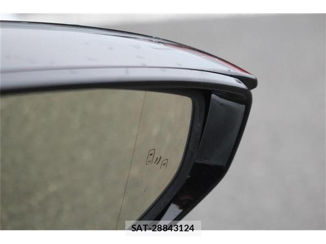 Lexus IS 2021-06 8371804-15