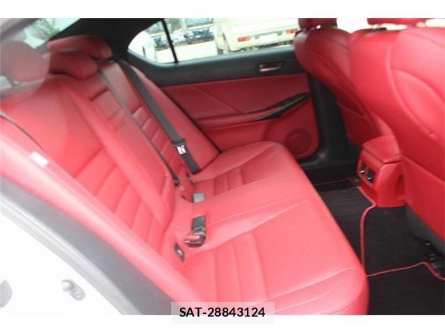 Lexus IS 2021-06 8371804-19