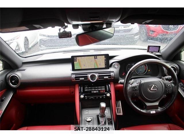 Lexus IS 2021-06 8371804-20