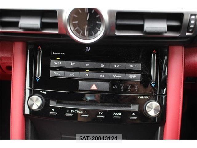 Lexus IS 2021-06 8371804-24