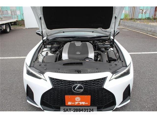 Lexus IS 2021-06 8371804-29