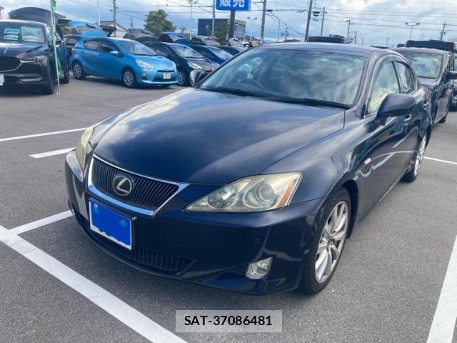 Lexus IS 2007-11 8438352-0