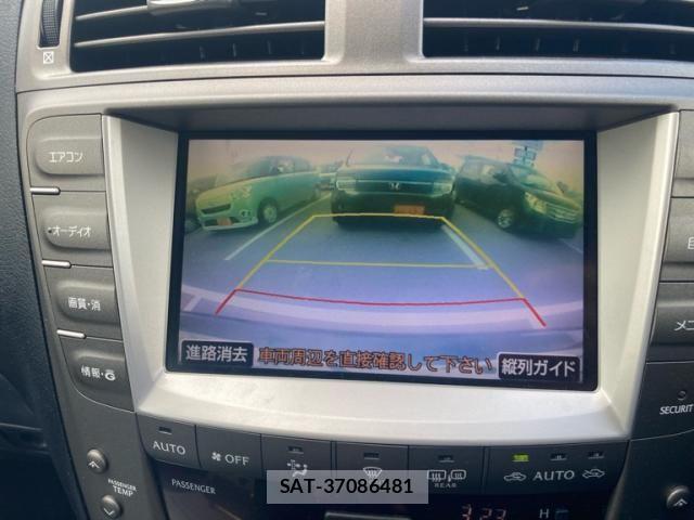 Lexus IS 2007-11 8438352-20