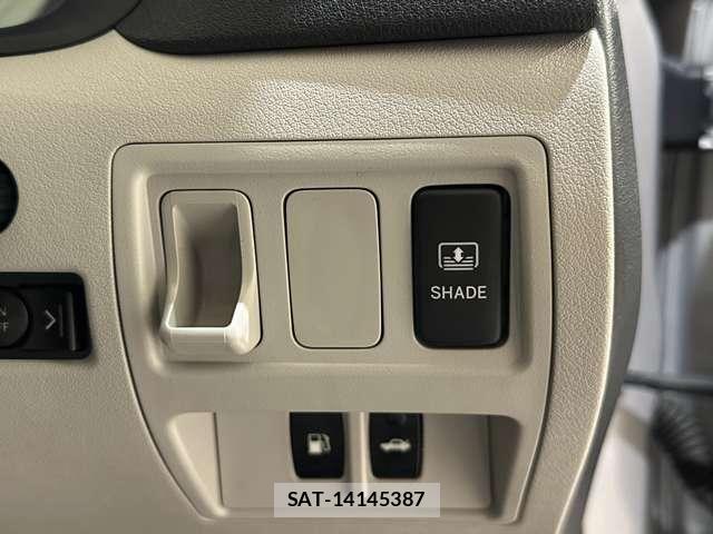 Lexus IS 2011-08 8457802-14