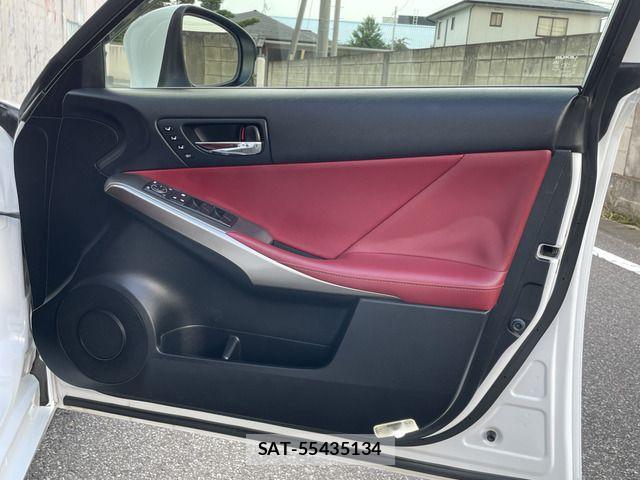 Lexus IS 2013-08 8525518-16
