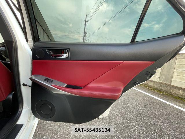 Lexus IS 2013-08 8525518-18