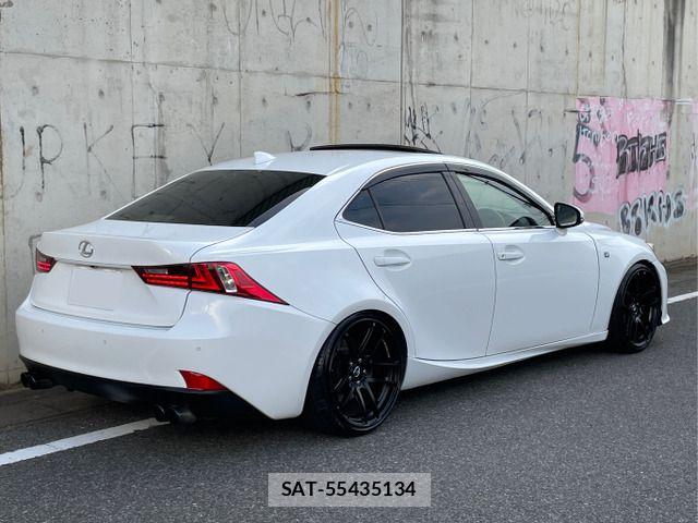 Lexus IS 2013-08 8525518-3