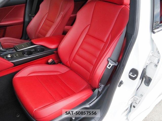 Lexus IS 2021-01 8562439-13