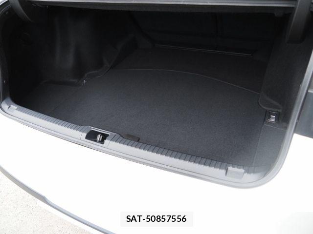 Lexus IS 2021-01 8562439-16