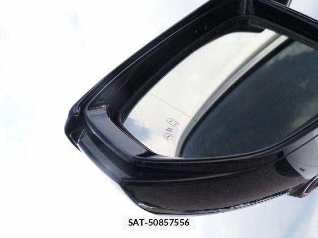 Lexus IS 2021-01 8562439-21