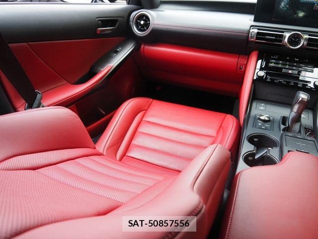 Lexus IS 2021-01 8562439-28