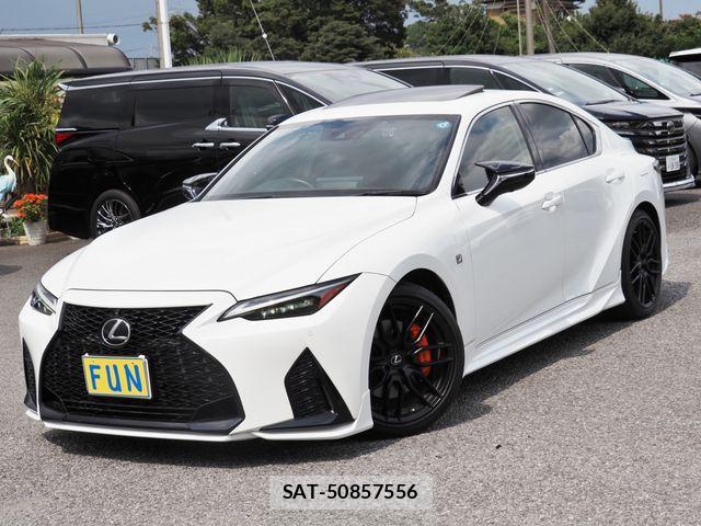 Lexus IS 2021-01 8562439-3
