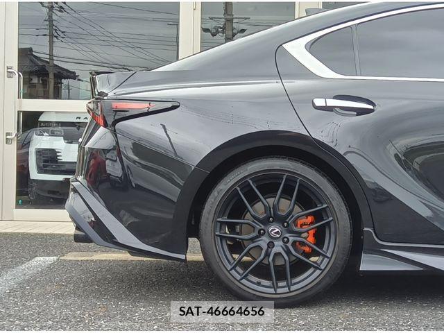 Lexus IS 2021-05 8666396-21