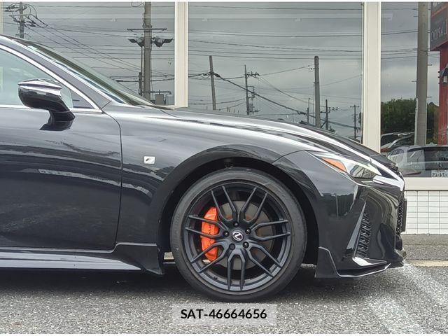 Lexus IS 2021-05 8666396-23