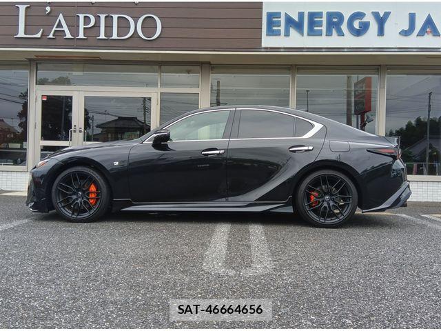 Lexus IS 2021-05 8666396-24