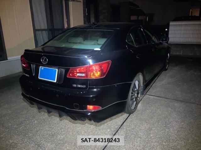 Lexus IS 2007-06 8743425-10