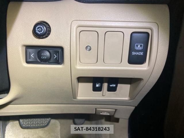 Lexus IS 2007-06 8743425-15