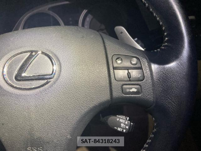 Lexus IS 2007-06 8743425-16