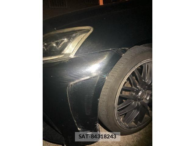 Lexus IS 2007-06 8743425-24