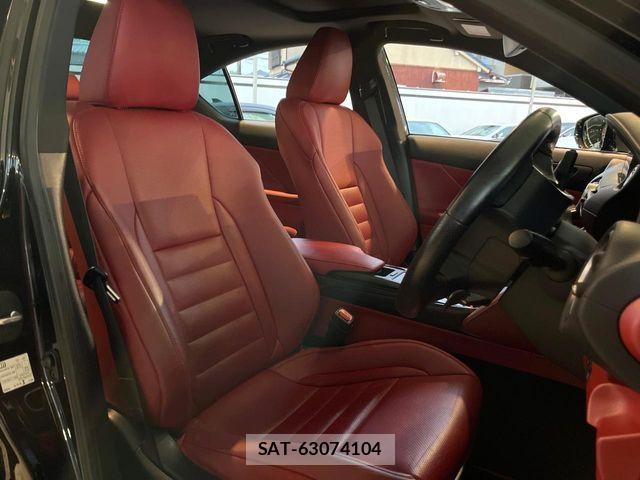 Lexus IS 2021-06 8796470-9