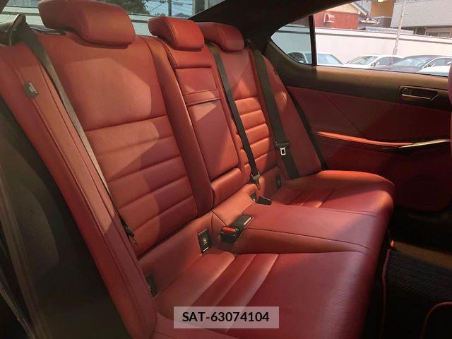 Lexus IS 2021-06 8796470-10