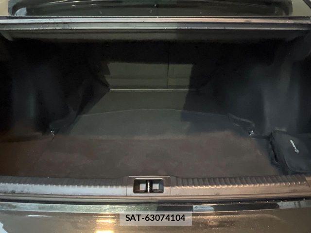Lexus IS 2021-06 8796470-11