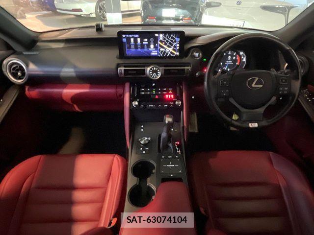 Lexus IS 2021-06 8796470-1